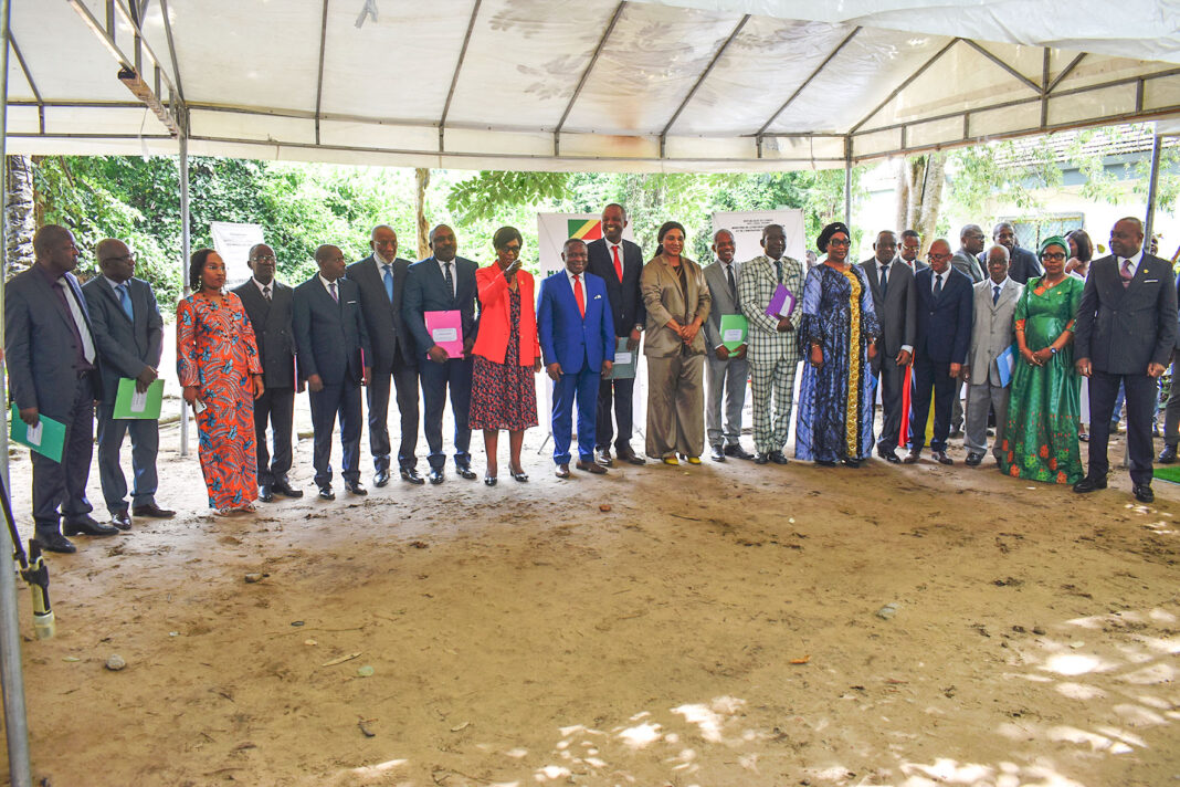 Les ministres et les directeurs généraux