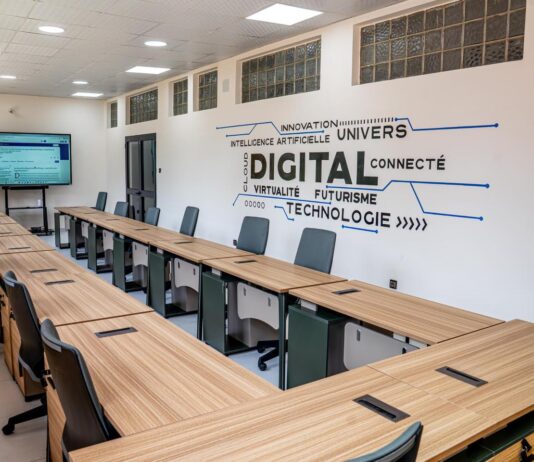 Cité scientifique : Dotée d’une salle multimédia, d’une bibliothèque numérique et d’une salle de lecture